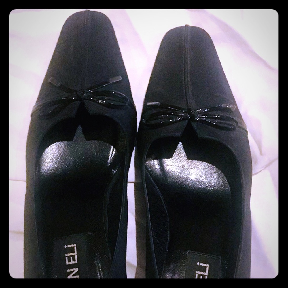 Vaneli dress shoes 👠